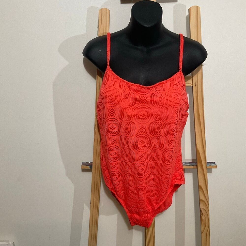 Catalina women’s orange eyelet one piece swimsuit size large